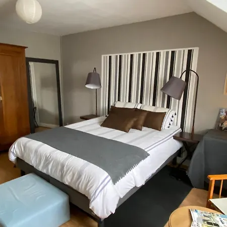 Le Charme D Maison Mancelle *